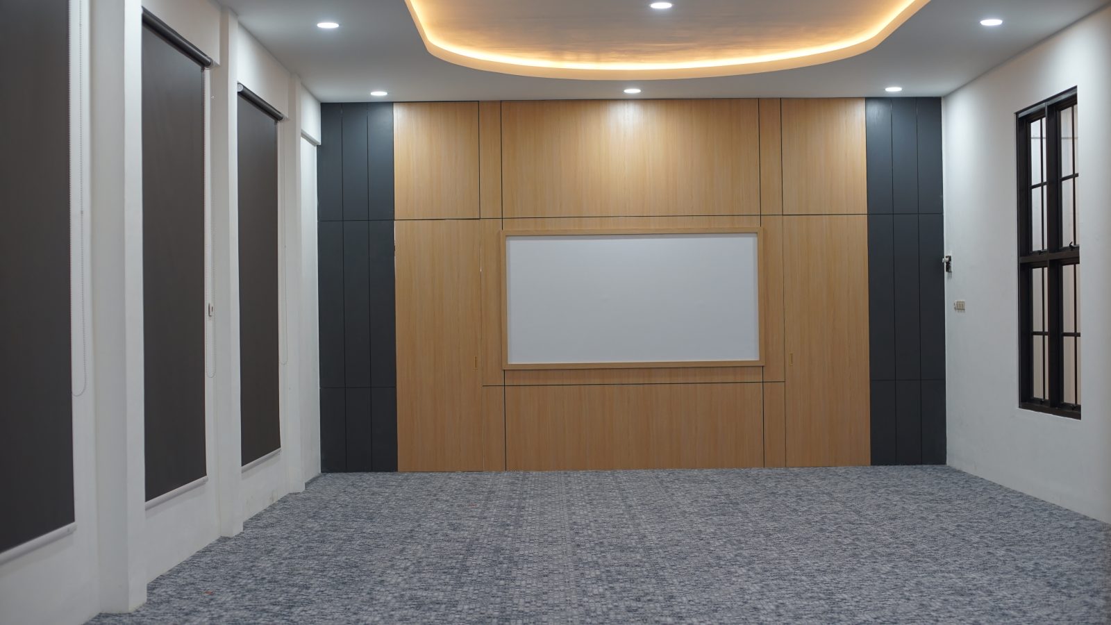 Ruang rapat kecil